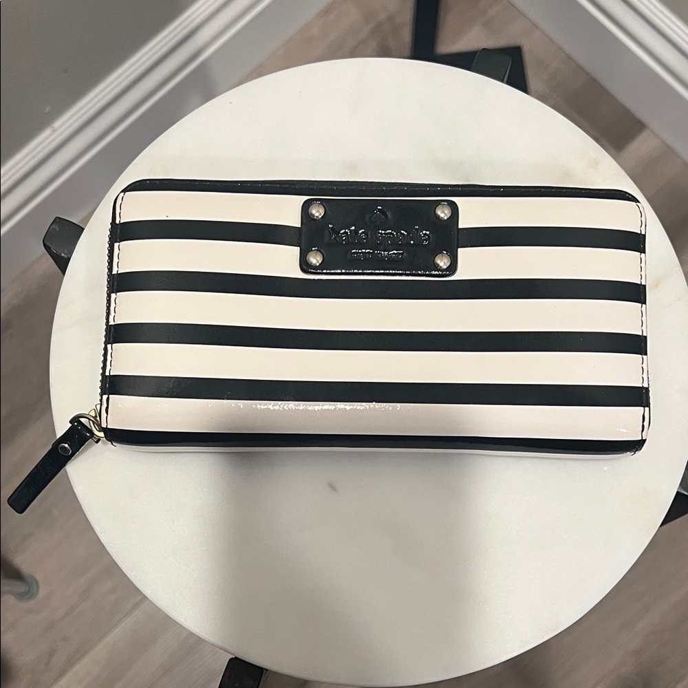 Kate Spade Black and Cream Striped Wallet